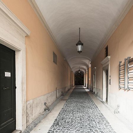 Charming Penthouse In Piazza Venezia With Terrace Apartman Róma Kültér fotó