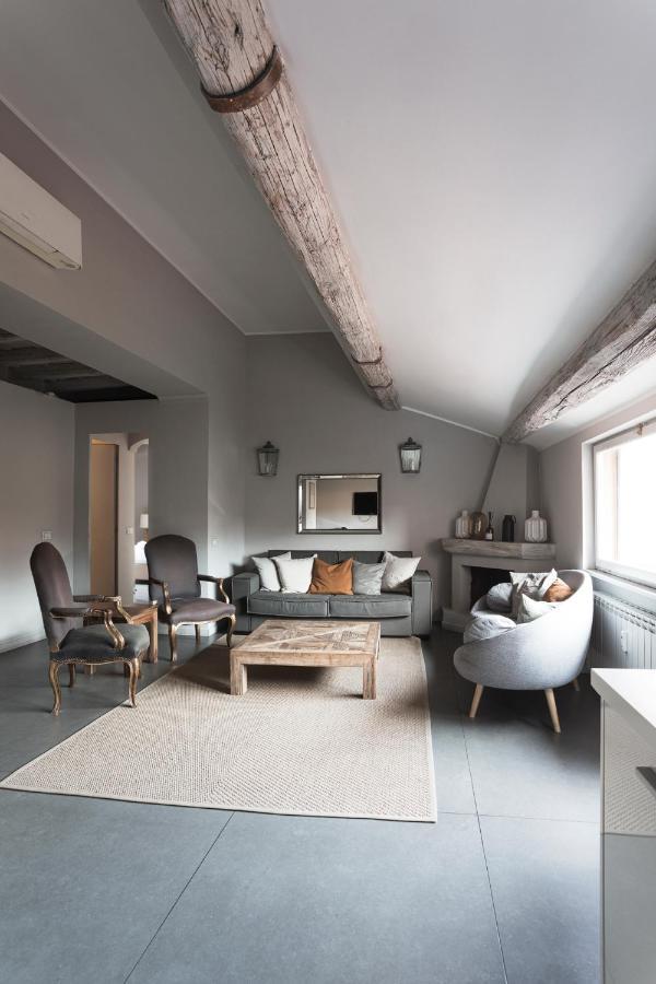 Charming Penthouse In Piazza Venezia With Terrace Apartman Róma Kültér fotó